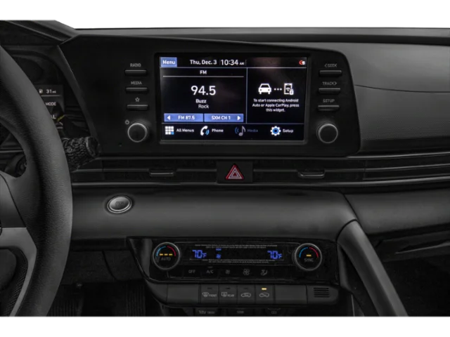 Used 2021 Silver Hyundai SEL image 11