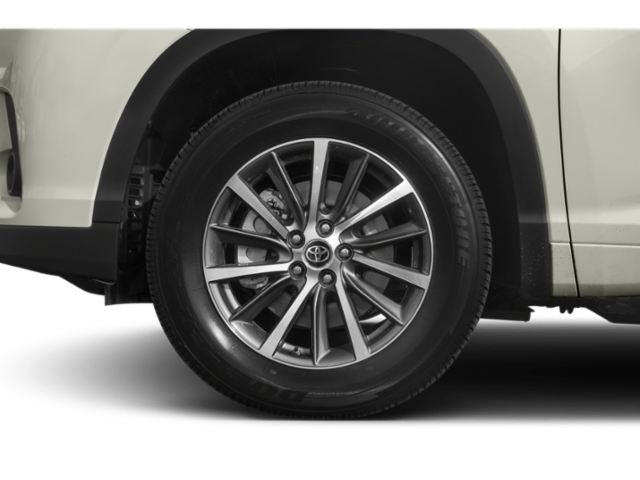 Used 2019 Blizzard Pearl Toyota XLE image 8