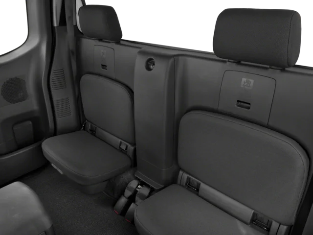 Used 2018 White Nissan S image 11