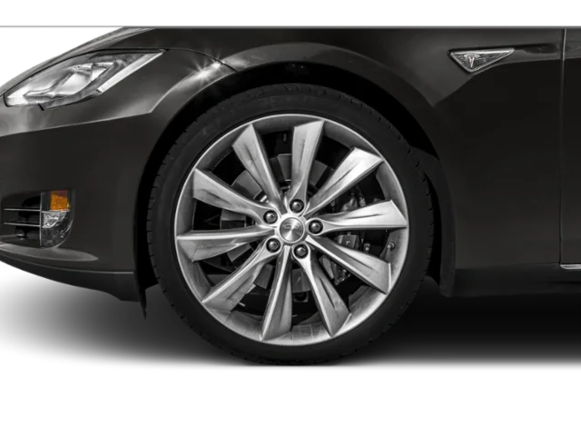 Used 2015 Black Tesla P85D image 17
