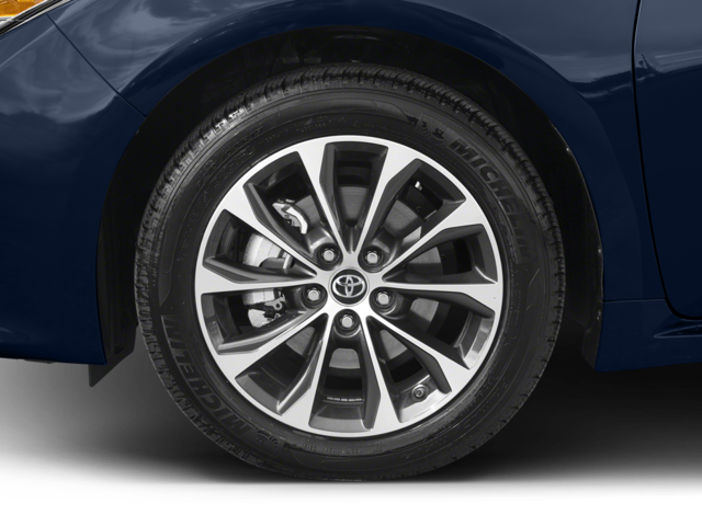 Used 2016 Blizzard Pearl Toyota XLE Plus image 8
