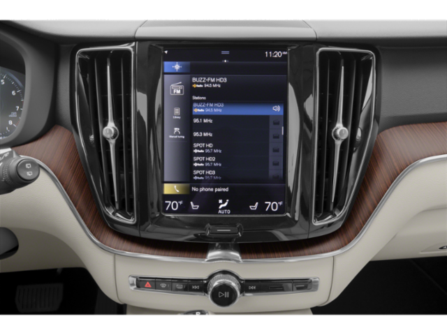 Used 2021 Denim Blue Metallic Volvo T5 Momentum image 9