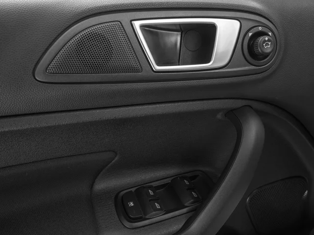 Used 2016 Gray Ford SE image 20