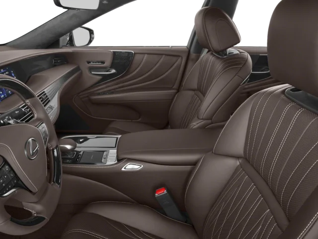 Used 2018 Silver Lexus 500 Base image 9
