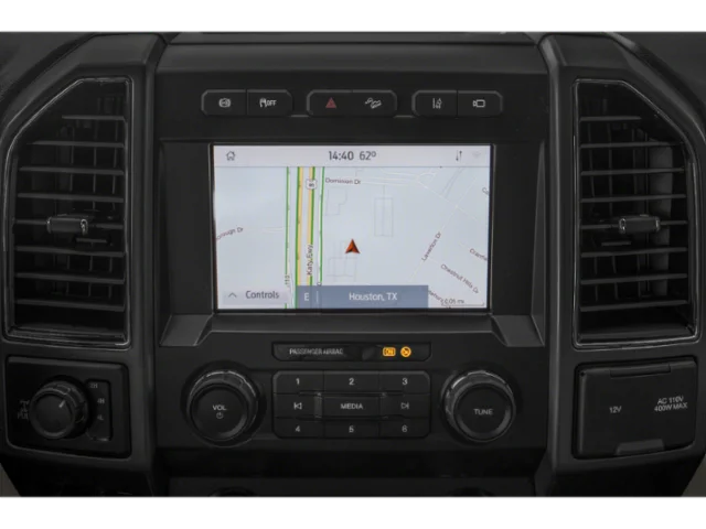 Used 2022 Agate Black Metallic Ford XLT image 13