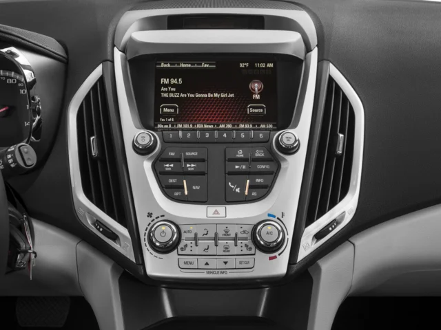 Used 2017 DARK SAPPHIRE BLUE METALLIC GMC SLE image 7