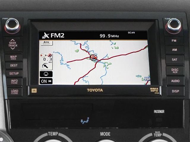 Used 2014 White Toyota Platinum image 28