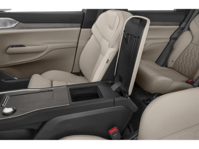 2025 Volvo EX90 Ultra - Photo 11