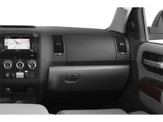 Used 2015 Silver Toyota Platinum image 17
