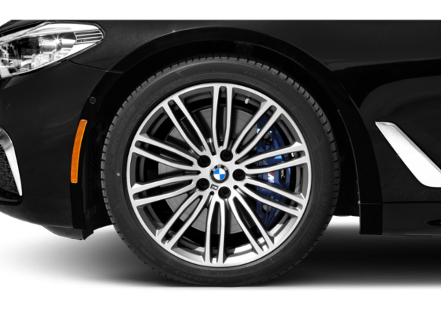 Used 2019 Alpine White BMW M550i xDrive image 9