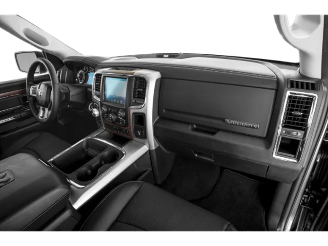 Used 2018  Ram Laramie image 16