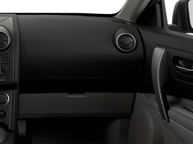 Used 2014 Blue Nissan S image 16
