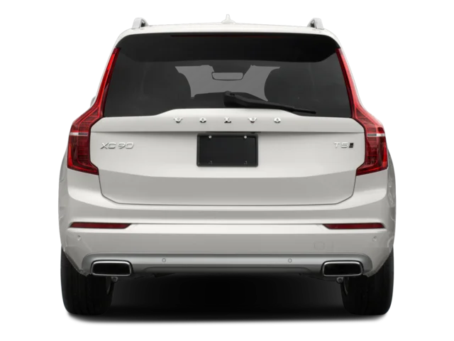Used 2018 Crystal White Volvo Momentum image 5