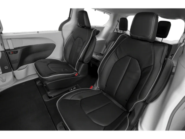 Used 2021 Bright White Clearcoat Chrysler Touring L image 10