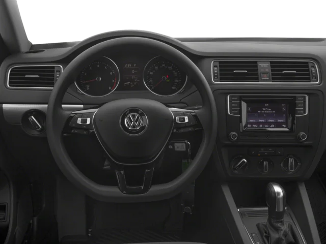 Used 2018 White Volkswagen 1.4T S image 4