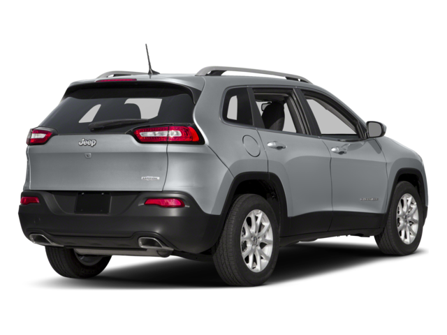 Used 2018 Billet Silver Metallic Clearcoat Jeep Latitude image 2