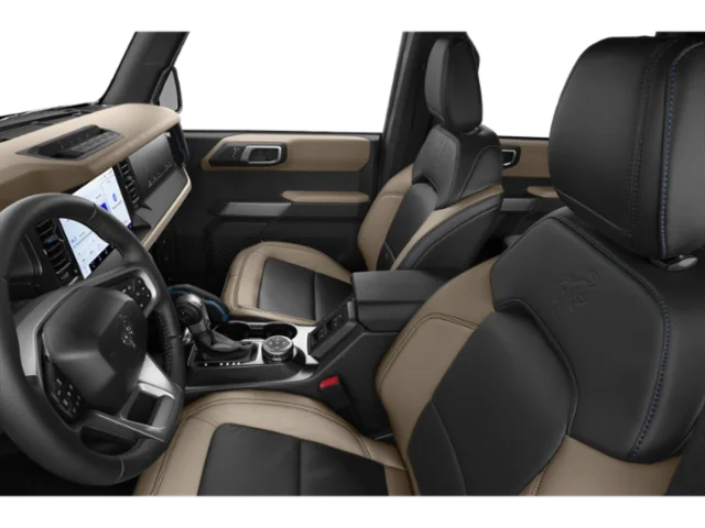 Used 2022 Silver Ford Wildtrak image 6