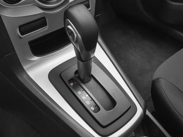 Used 2016 Gray Ford SE image 11