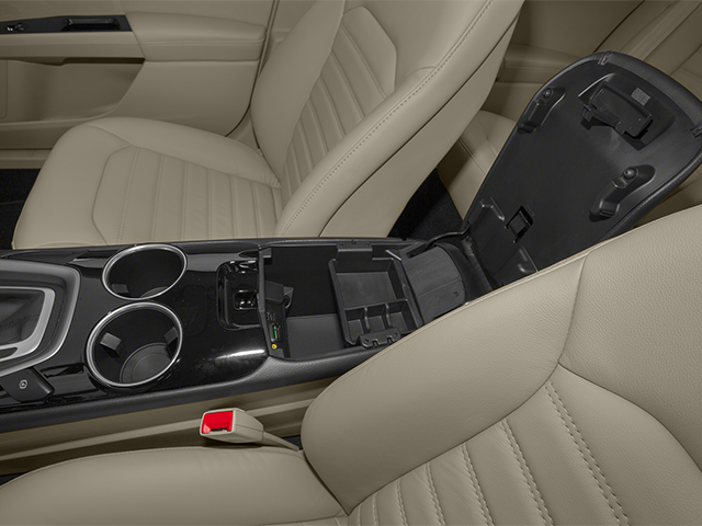 Used 2013 Black Ford SE image 22