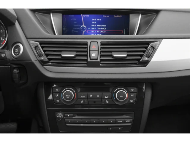 Used 2015 Blue BMW sDrive28i image 7