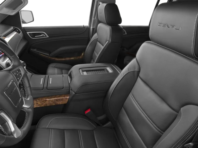 Used 2018 Silver GMC Denali image 14