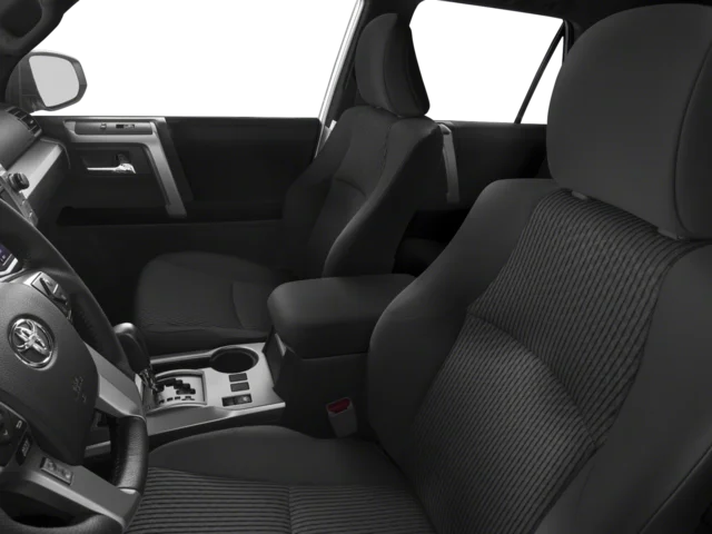 Used 2018 Classic Silver Metallic Toyota SR5 image 11