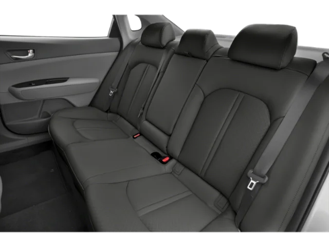 Used 2018 White Kia EX image 17