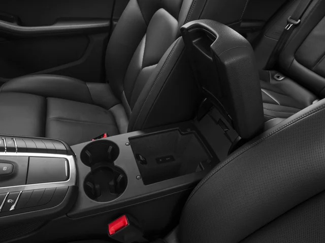 Used 2017  Porsche S image 15