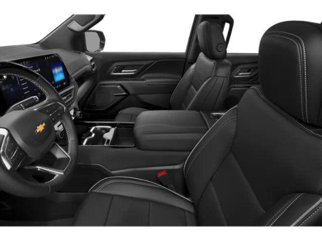 New 2026 White Chevrolet standard range lt image 6