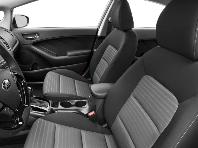 Used 2017 Black Kia S image 8