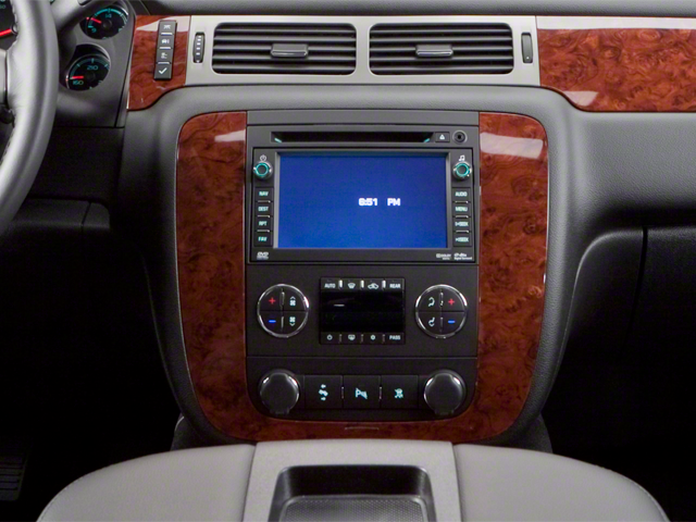 Used 2013 WHITE DIAMOND TRICOAT Chevrolet LTZ image 8