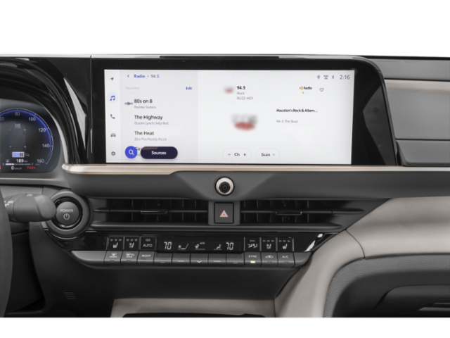 2026 Toyota Crown Limited - Photo 15