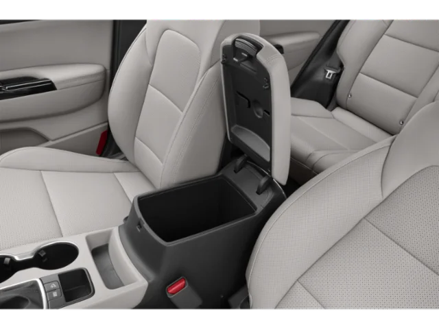 Used 2022 White Kia EX image 11