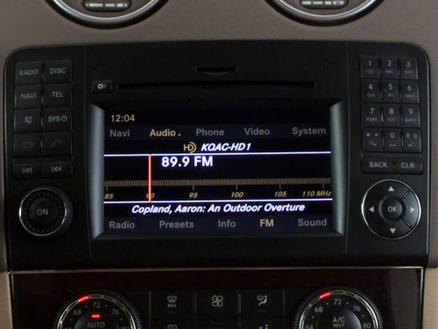 Used 2010 Black Mercedes-Benz ML 350 image 20