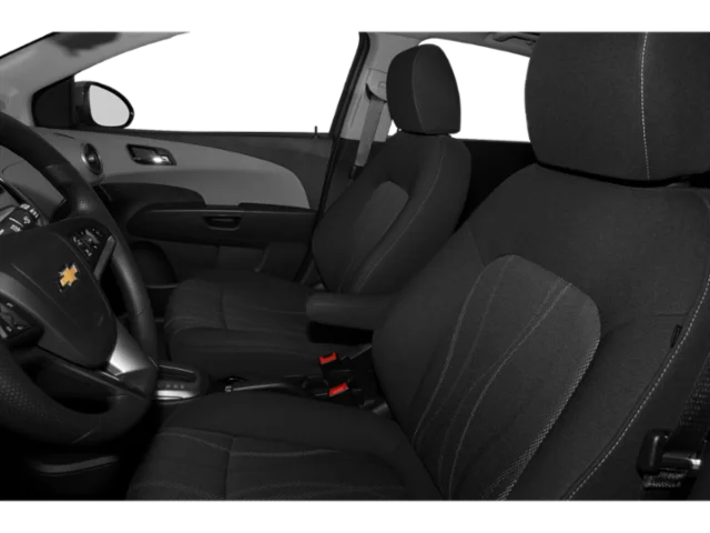 Used 2015 Gray Chevrolet LT image 7