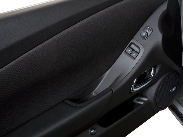 Used 2010 Black Chevrolet 2LT image 7