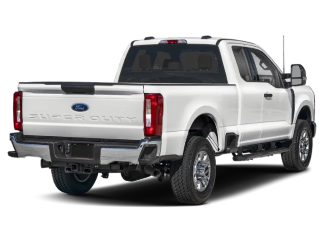New 2026 Oxford White Ford XLT image 2