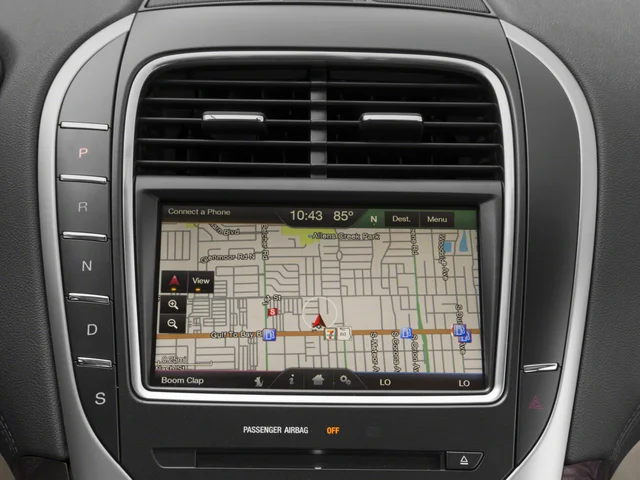 Used 2018 Black Lincoln Reserve image 21