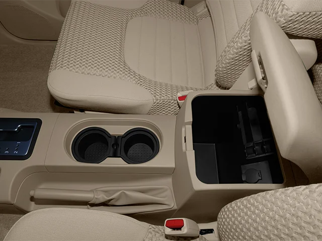 Used 2013 White Nissan S image 14