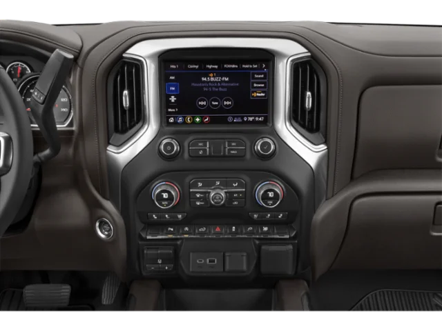 Used 2021 Iridescent Pearl Tricoat Chevrolet LTZ image 15
