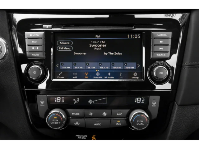 Used 2021 Brilliant Silver Metallic Nissan S image 7