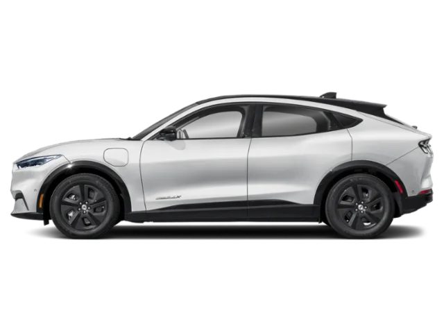 Used 2021 White Ford Select image 3