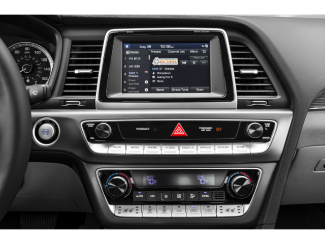Used 2018 Silver Hyundai Limited image 7