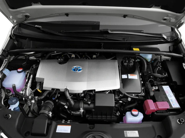 Used 2016 Green Toyota Three image 13