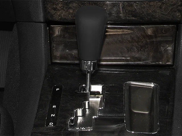 Used 2014 Black Chrysler base image 8