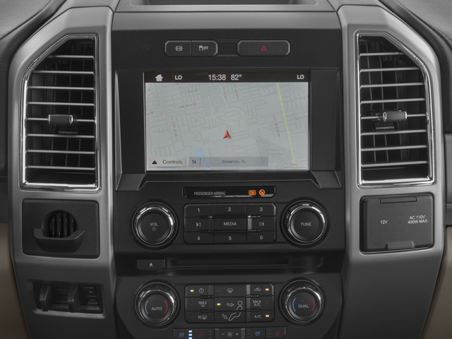 Used 2017 Magnetic Ford Lariat image 17