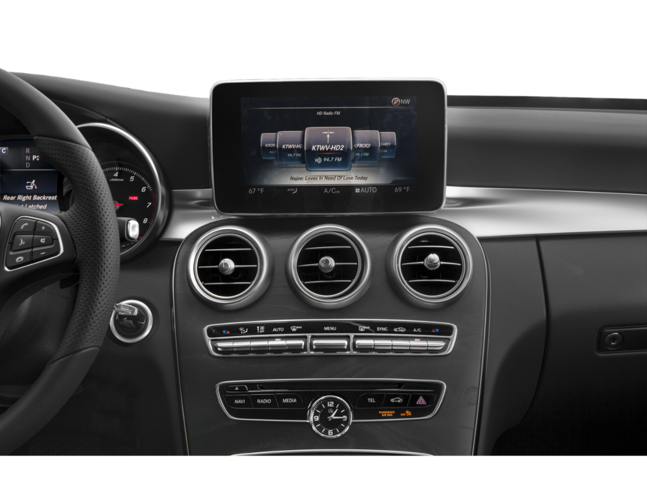 Used 2015 Black Mercedes-Benz Y image 7