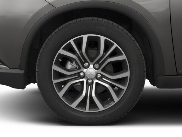 Used 2016 White Mitsubishi SEL image 16