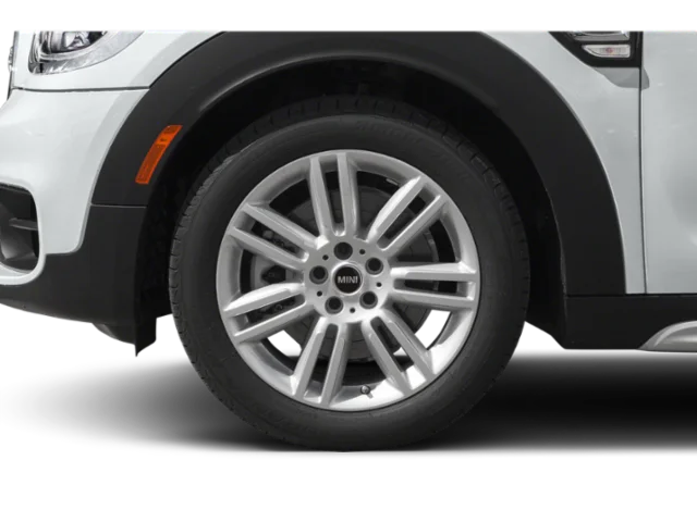 Used 2020 Light White MINI  image 9