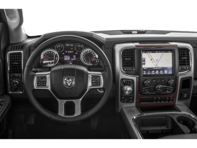 Used 2018  Ram Laramie image 7